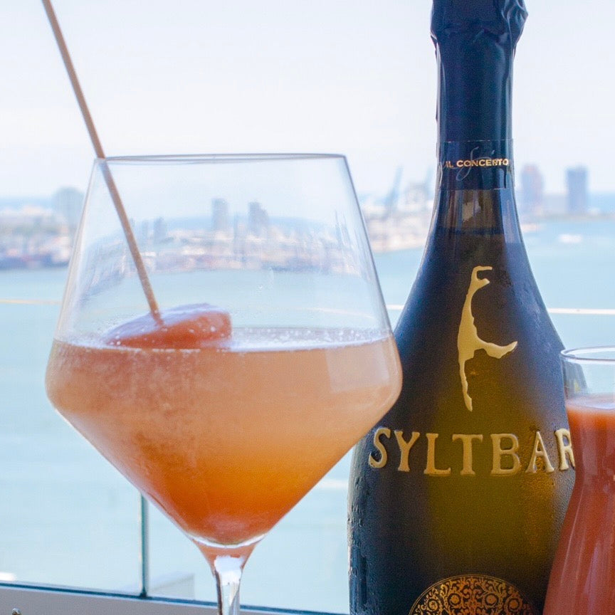 Kir Royale with Mr SYLTBAR Prosecco