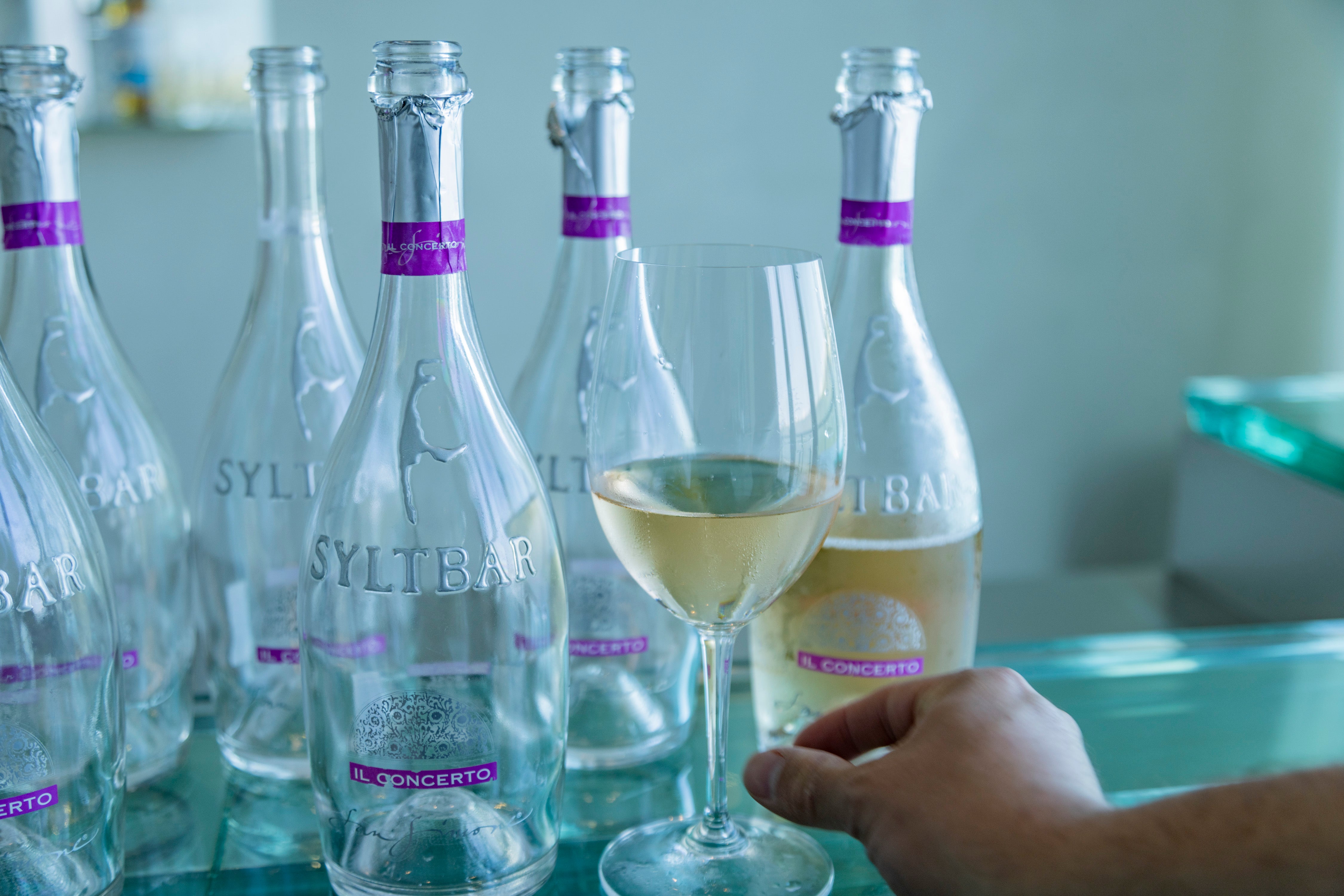 Exploring SYLTBAR’s Collection of Light, Low-Calorie Wines
