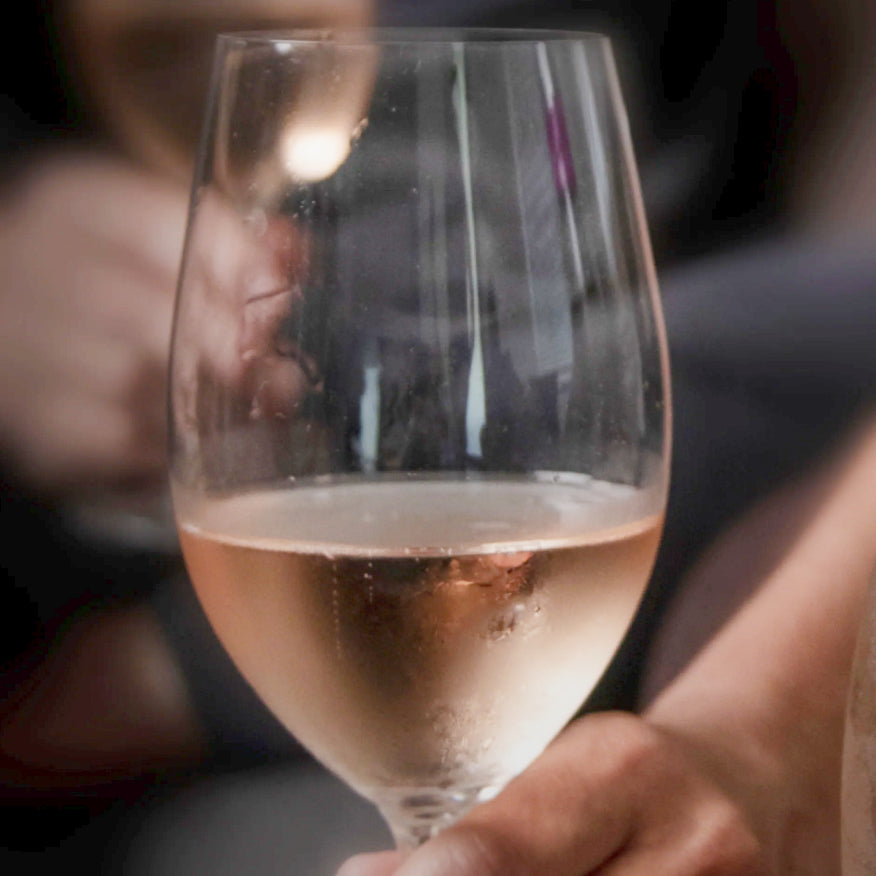 photo of a glass of Mrs SYLTBAR sparkling wine