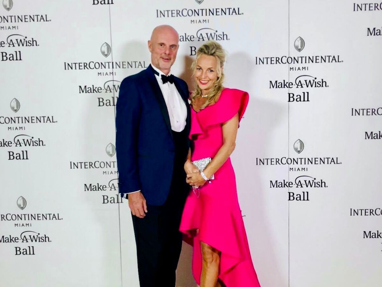 photo of SYLTBAR owners Regina and Claus at the Make a Wish Ball