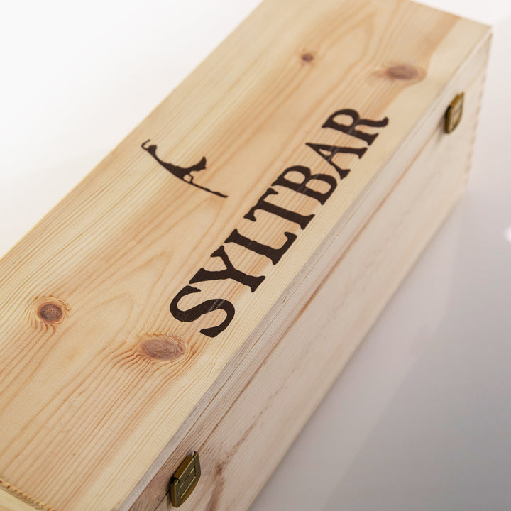 Mr BIG SYLTBAR Wooden Case - close Up