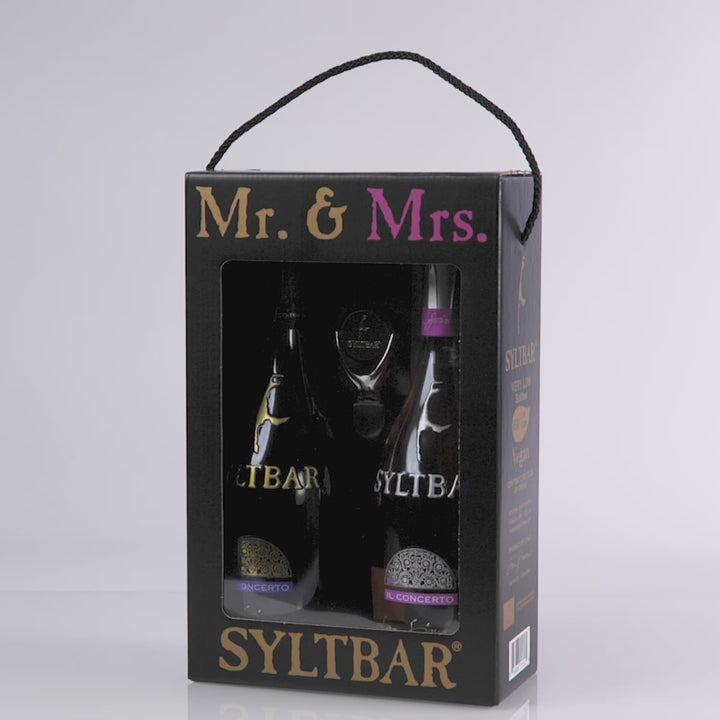 Mr & Mrs Gift Set